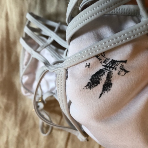 White one teaspoon eagle showdown bikini top - Picture 4 of 4